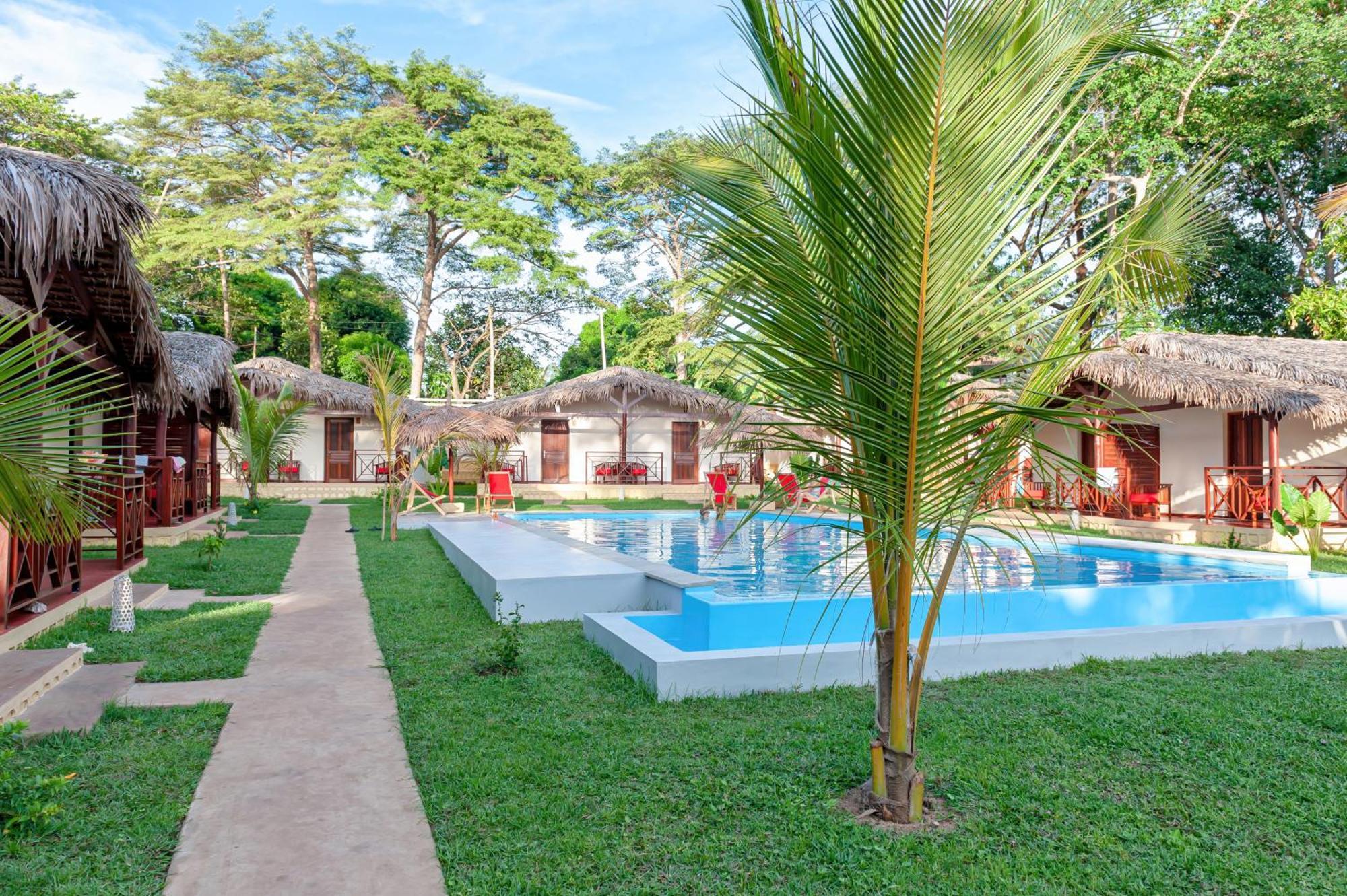 Blue Sky Resort Nosy Be Exterior photo