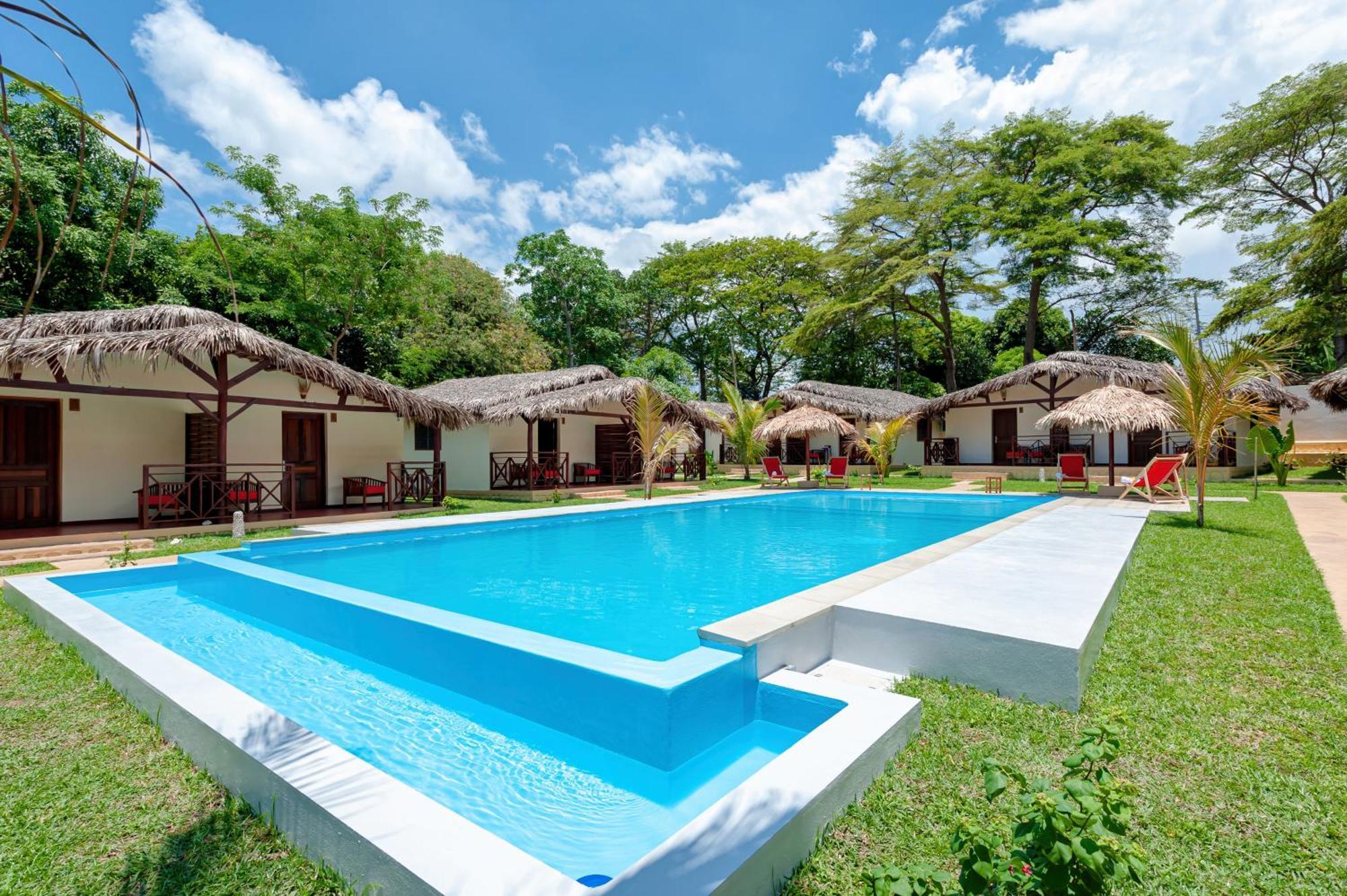 Blue Sky Resort Nosy Be Exterior photo