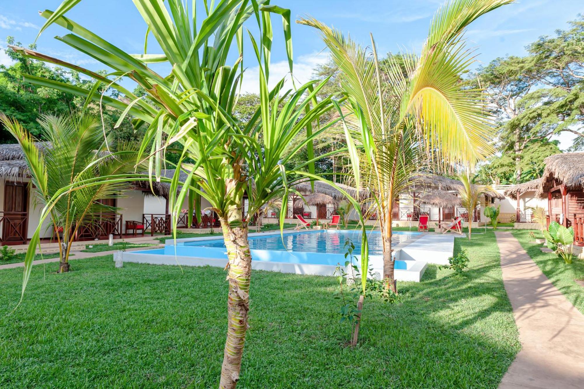 Blue Sky Resort Nosy Be Exterior photo