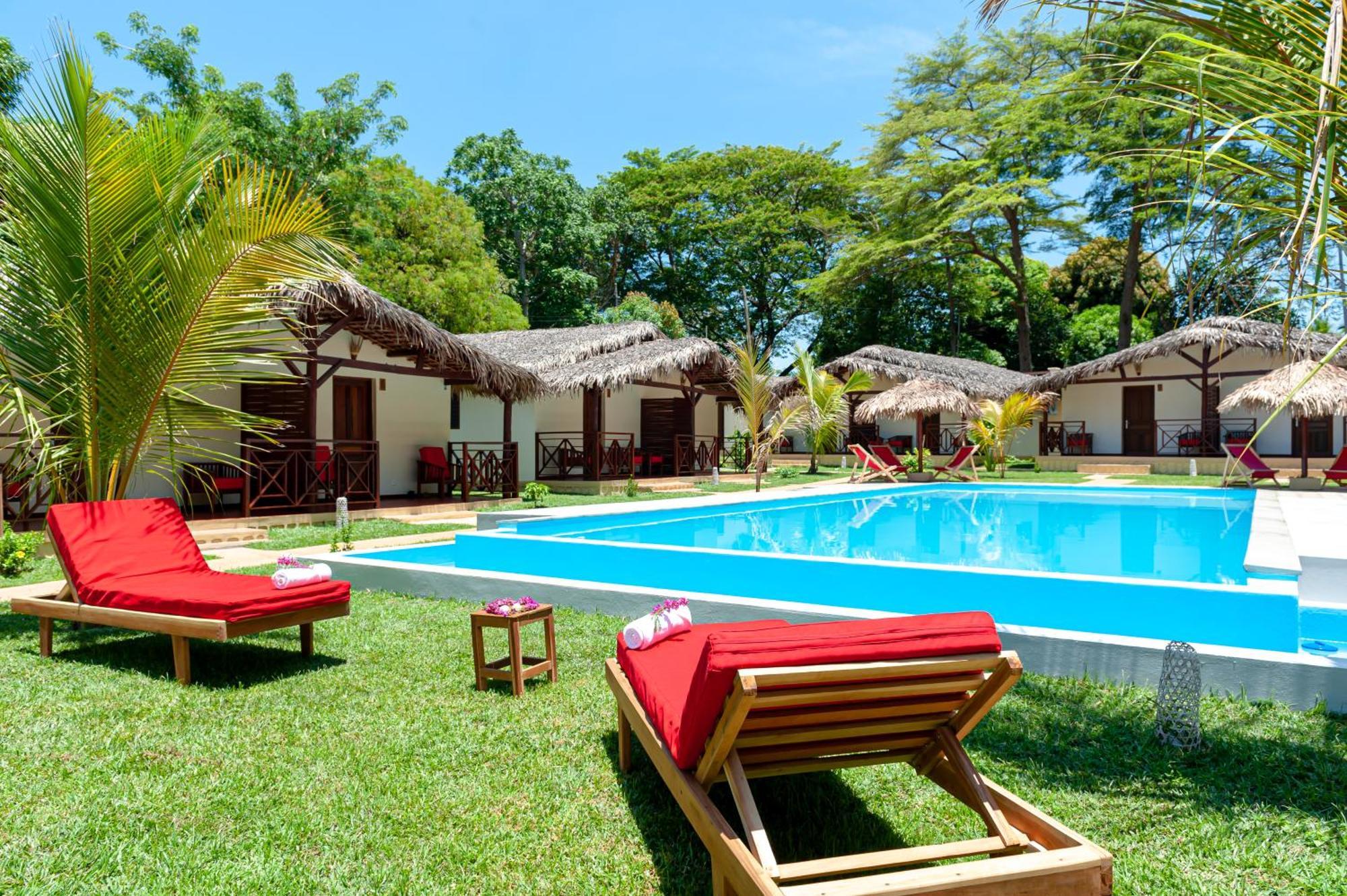 Blue Sky Resort Nosy Be Exterior photo