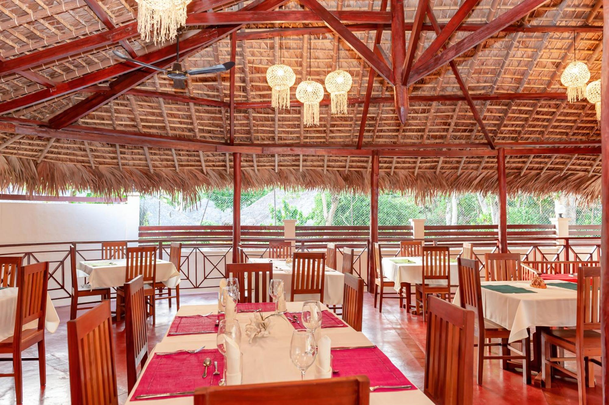 Blue Sky Resort Nosy Be Exterior photo