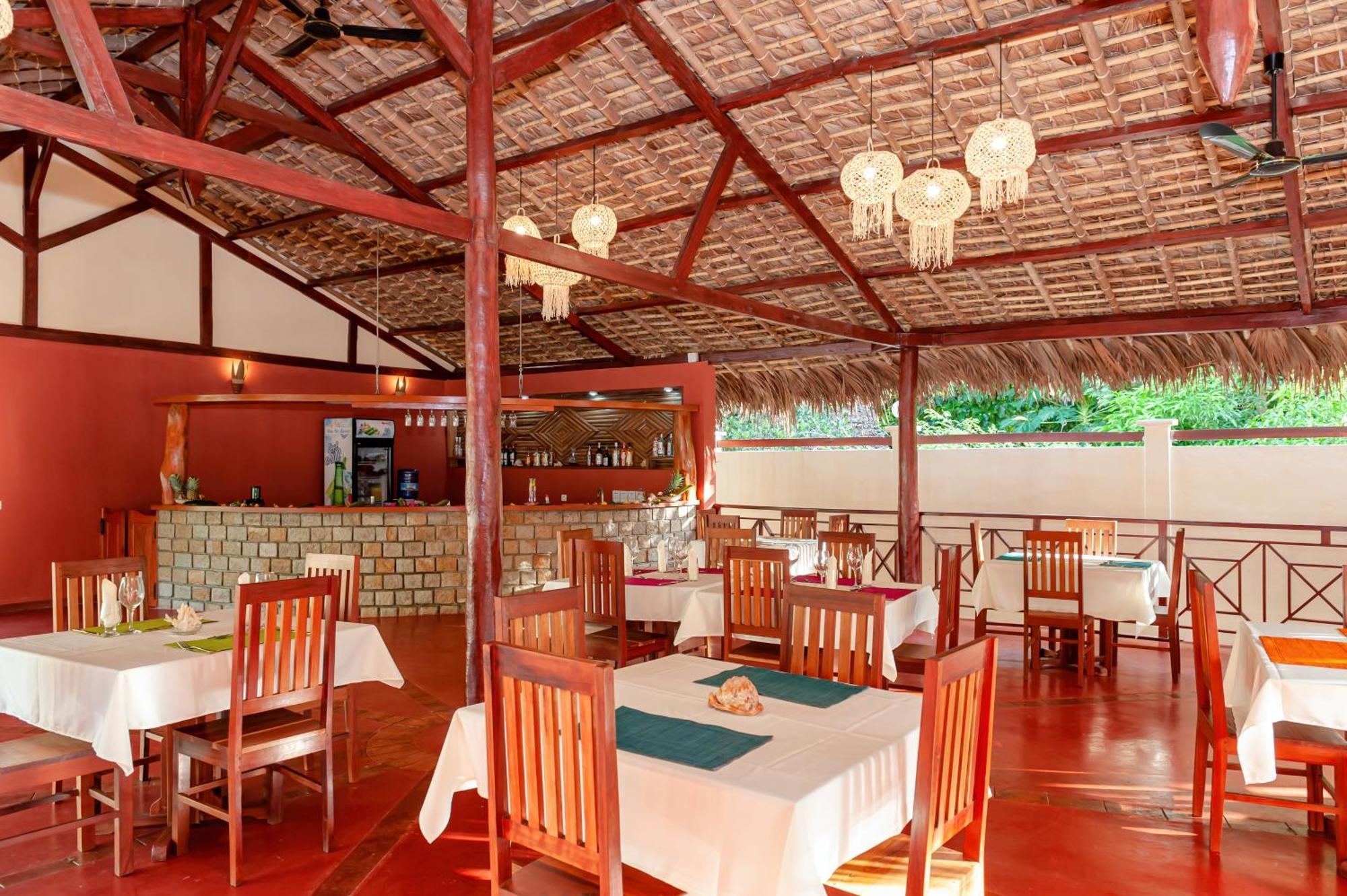 Blue Sky Resort Nosy Be Exterior photo