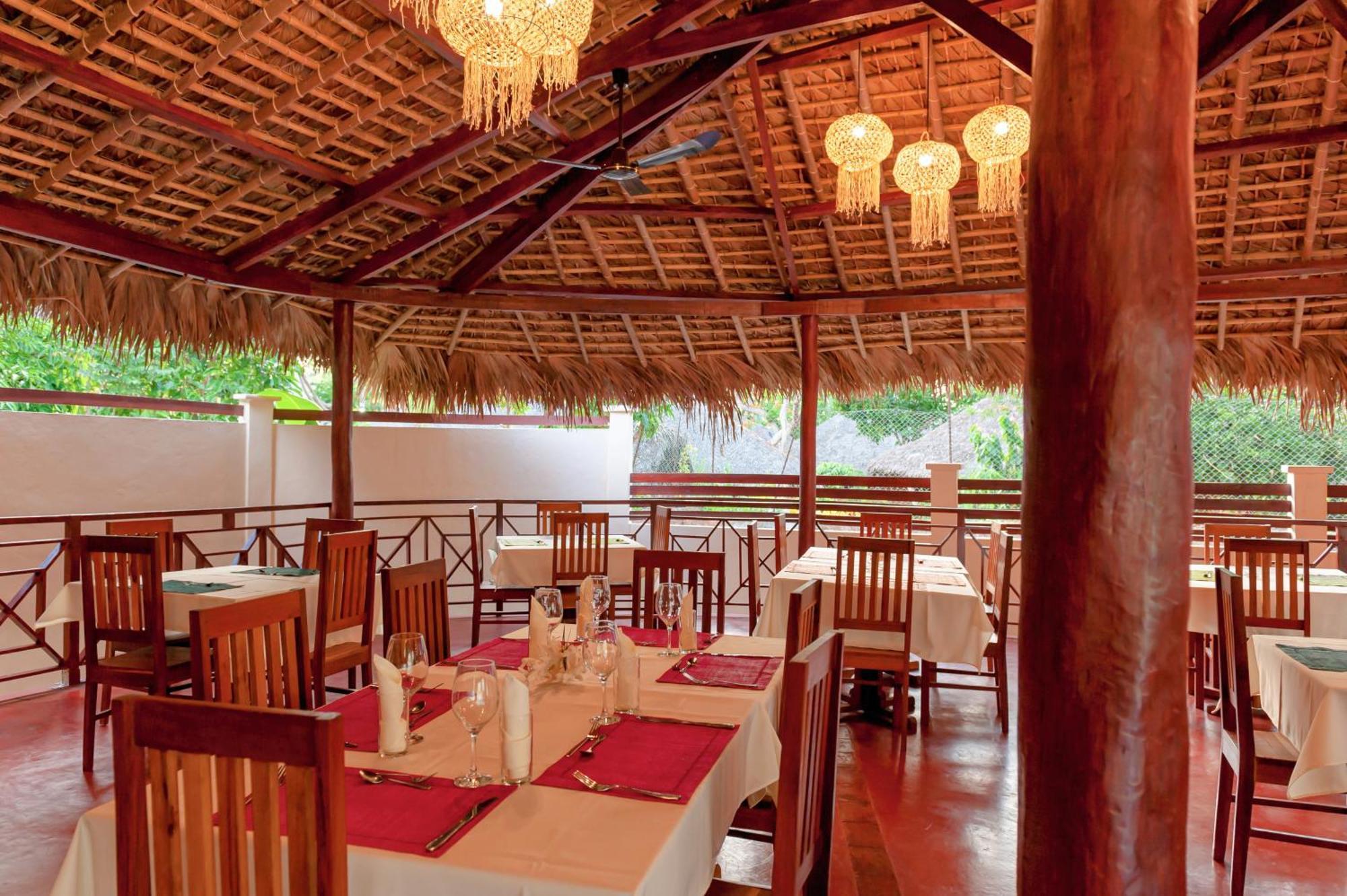 Blue Sky Resort Nosy Be Exterior photo