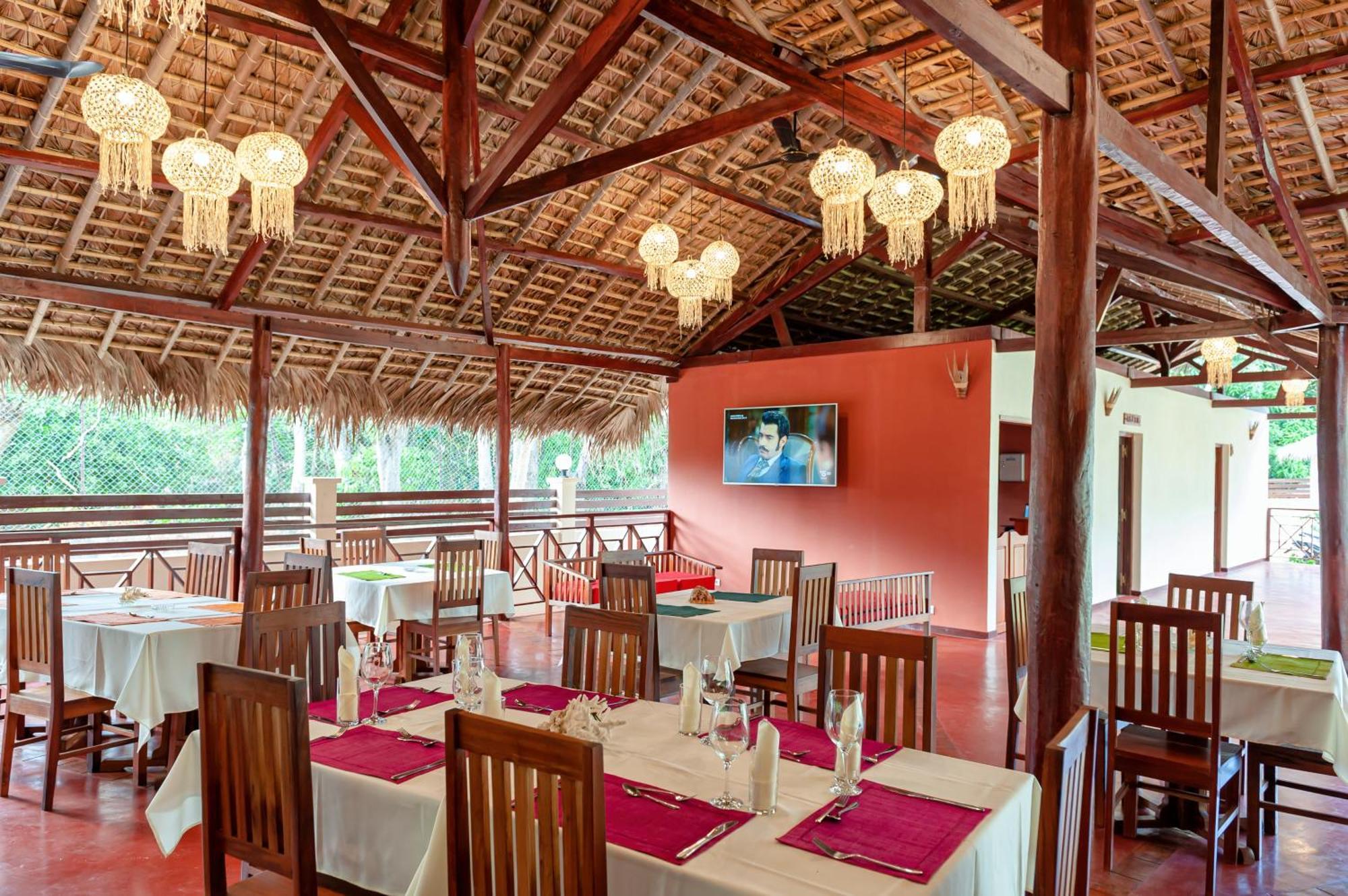 Blue Sky Resort Nosy Be Exterior photo